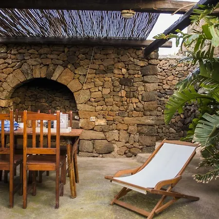 Holiday home Dammuso Sant'anna Pantelleria